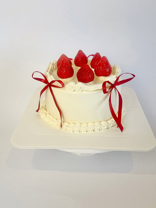 Strawberry Cake 🍓 - Healthy cake, Low Sugar, Gluten-free option (Sydney)
