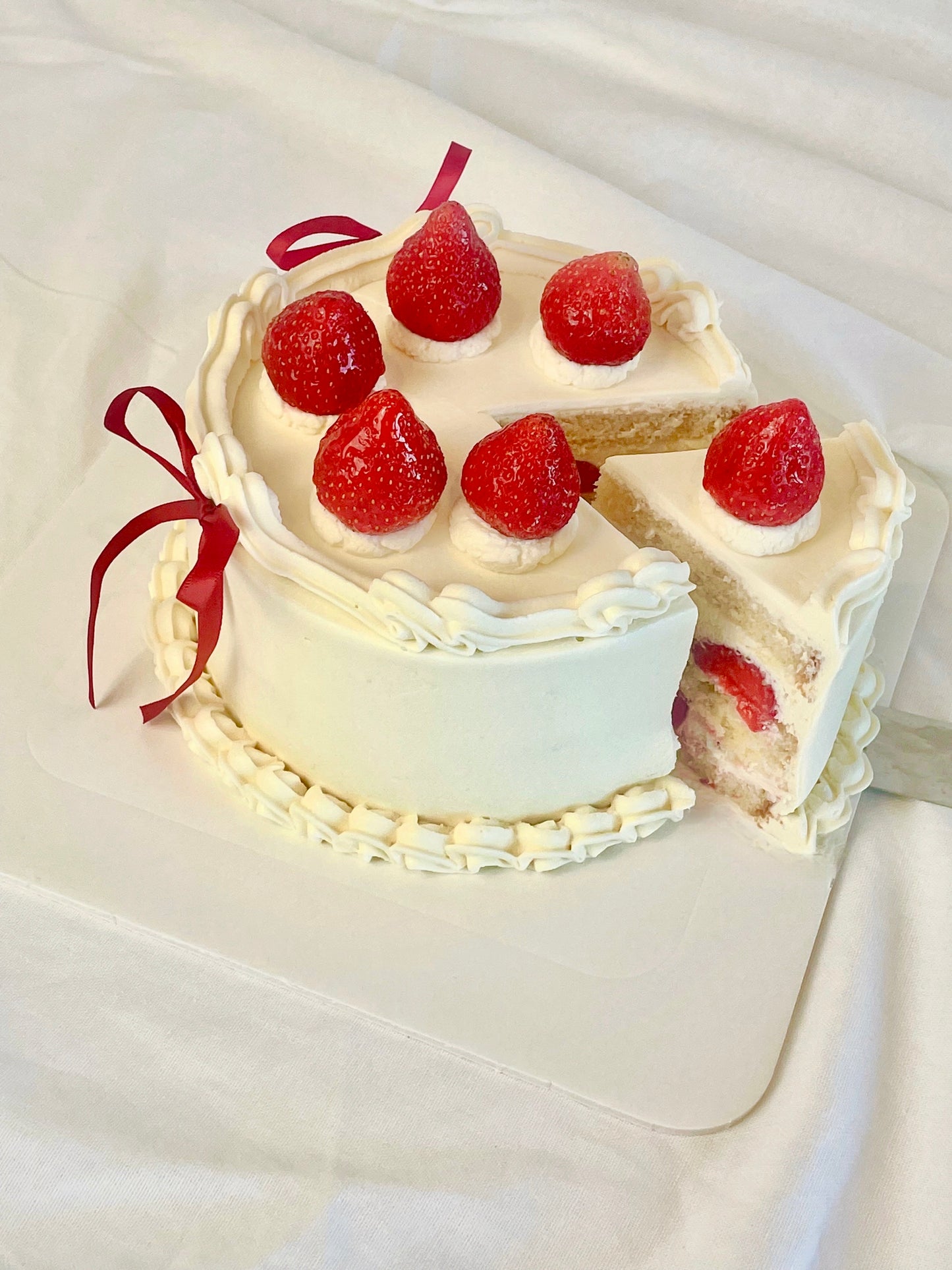 Strawberry Cake 🍓 - Healthy cake, Low Sugar, Gluten-free option (Sydney)