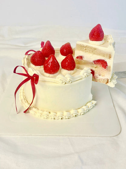 Strawberry Cake 🍓 - Healthy cake, Low Sugar, Gluten-free option (Sydney)