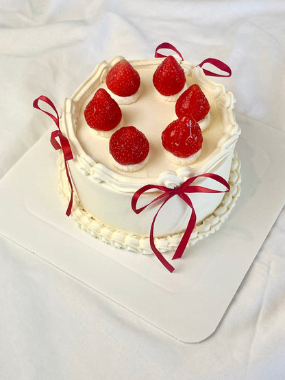 Strawberry Cake 🍓 - Healthy cake, Low Sugar, Gluten-free option (Sydney)