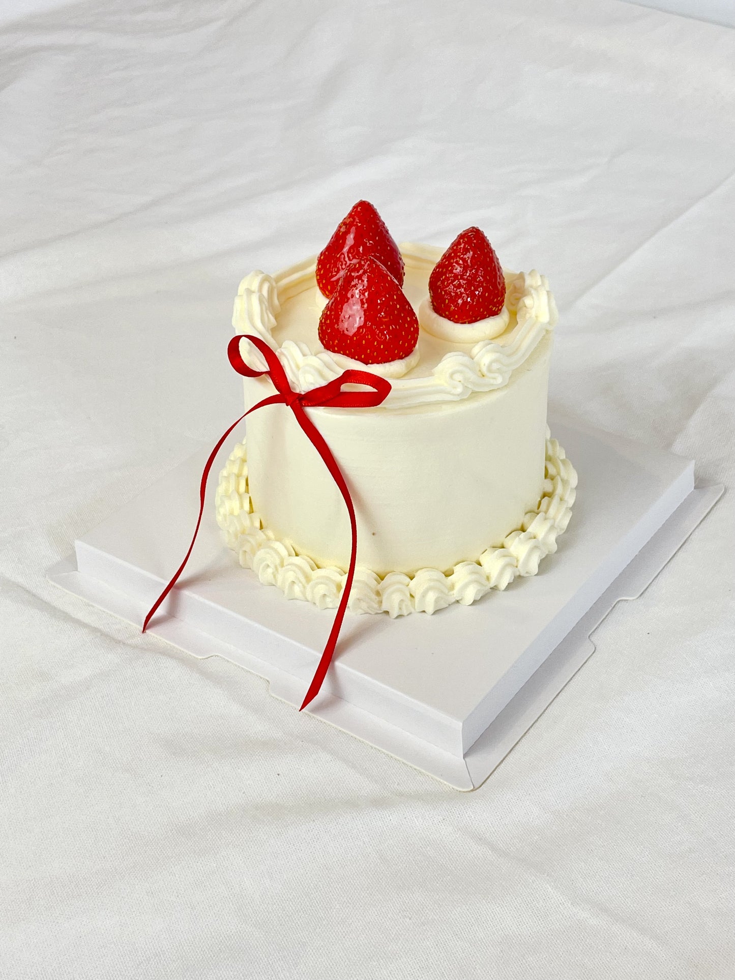 Strawberry Cake 🍓 - Healthy cake, Low Sugar, Gluten-free option (Sydney)
